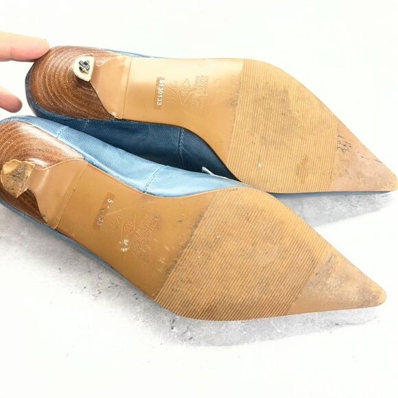 Diba USA Muted Blue Leather Pointed Toe Kitten Heel Loafers Womens Size 5.5M - Picture 8 of 10